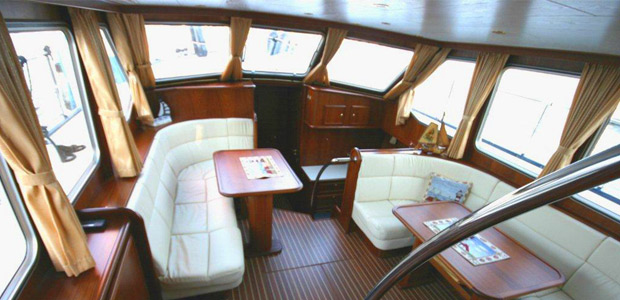 Yacht AURELIA De Drait Deluxe 42